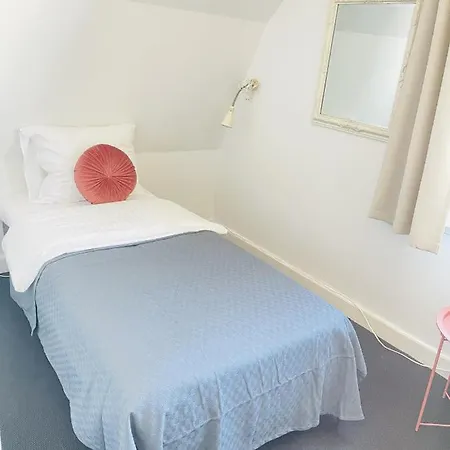 Aday - City Center - Single Guest house *